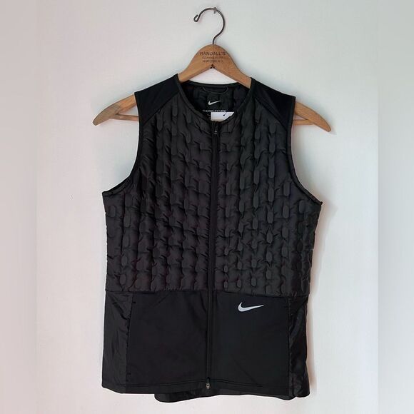 Women’s Nike running vest therma fit black size small NWT - Picture 1 of 3